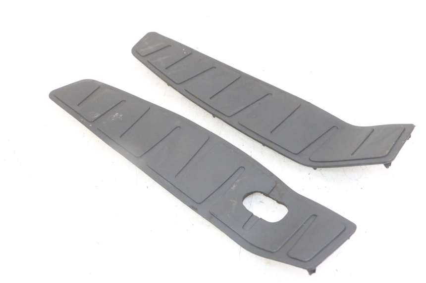 photo de MATA PODNÓŻKA PIAGGIO MP3 LT 300 (2010 - 2016) - Zoom stanu zużycia