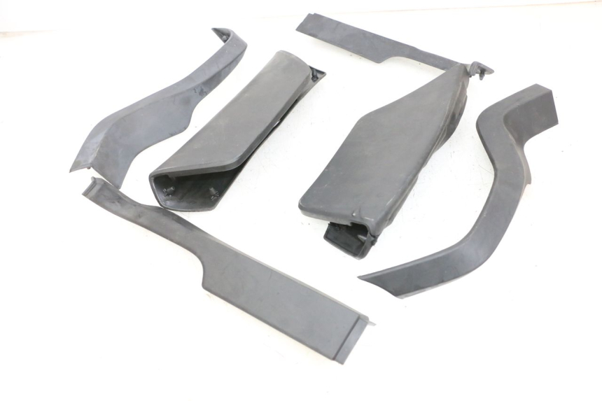 photo de MATA PODNÓŻKA YAMAHA NEO'S CORE 1 (2022 - 2026) - Widok główny