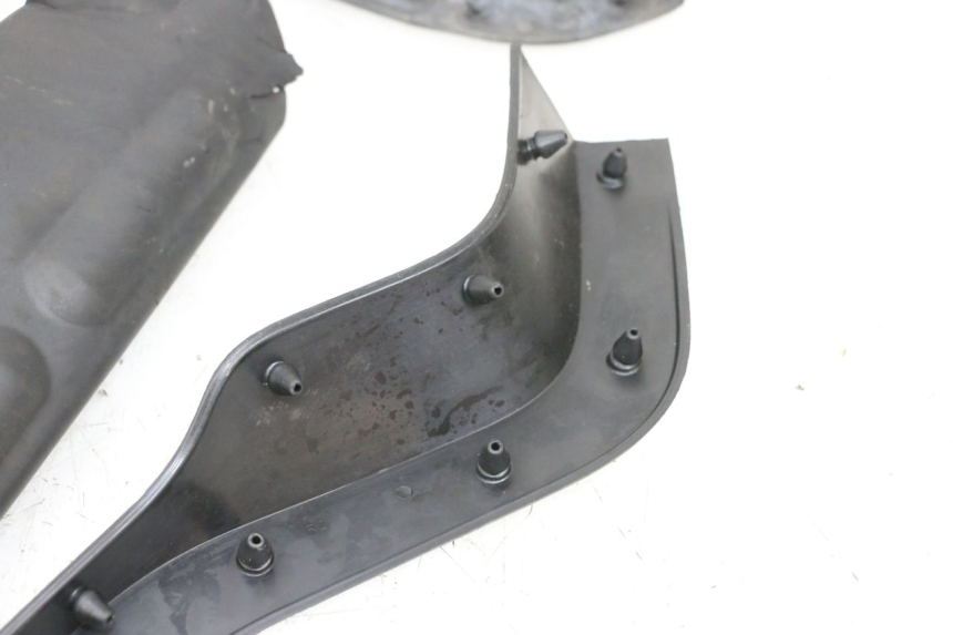 photo de MATA PODNÓŻKA YAMAHA NEO'S CORE 1 (2022 - 2026) - Struktura - zbliżenie