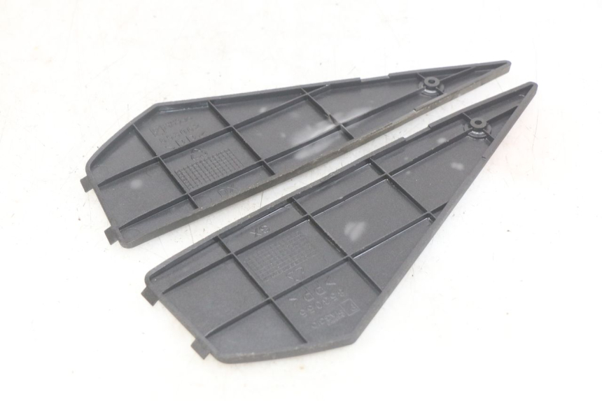 photo de MATA PODNÓŻKA PIAGGIO NEW TYPHOON 50 (2010 - 2017) - Szczegół części