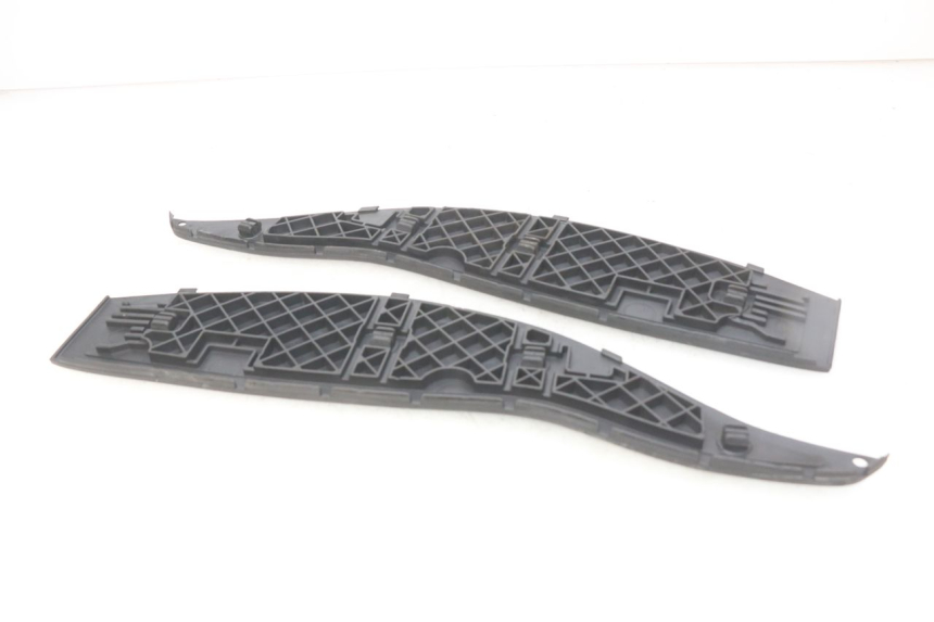 photo de MATA PODNÓŻKA GILERA NEXUS 125 (2009 - 2013) - Szczegół części