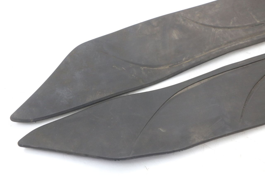 photo de MATA PODNÓŻKA HONDA PCX (JF28) 125 (2009 - 2011) - Szczegół części