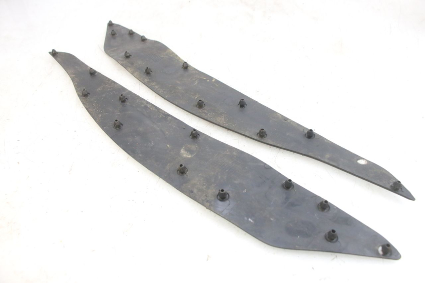 photo de MATA PODNÓŻKA HONDA PCX (JF47) 125 (2012 - 2013) - Szczegół części