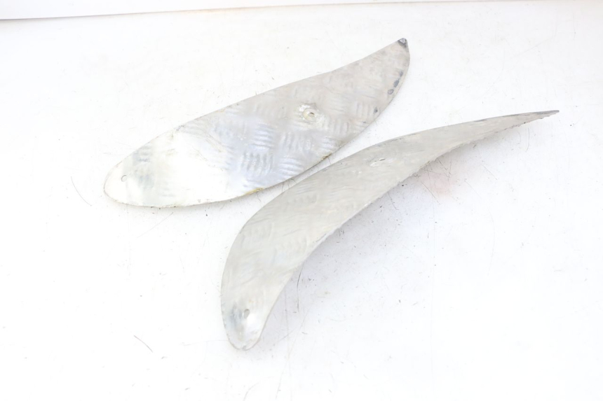 photo de MATA PODNÓŻKA PEUGEOT ELYSTAR 50 (2002 - 2014) - Szczegół części