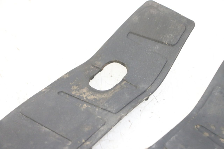 photo de MATA PODNÓŻKA PIAGGIO MP3 LT 400 (2007 - 2012) - Inny kąt widzenia