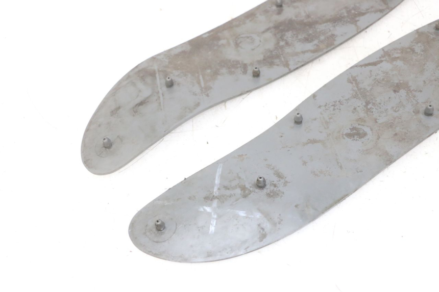 photo de MATA PODNÓŻKA APRILIA RALLY AC 50 (1995 - 2004) - Szczegół części