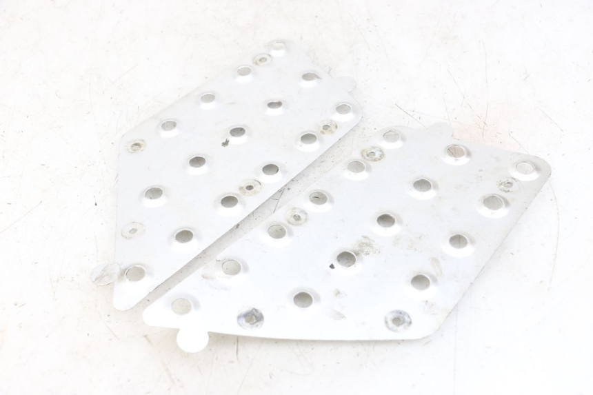 photo de MATA PODNÓŻKA KEEWAY RY6 2T 50 (2011 - 2019) - Widok główny