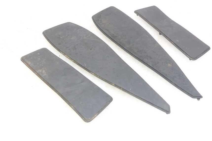 photo de MATA PODNÓŻKA PEUGEOT SATELIS 125 (2010 - 2012) - Zoom stanu zużycia