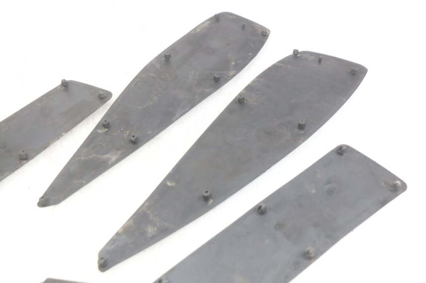 photo de MATA PODNÓŻKA PEUGEOT SATELIS 125 (2006 - 2009) - Szczegół części