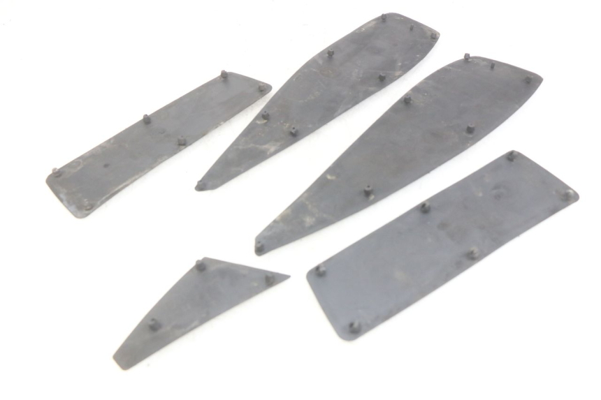 photo de MATA PODNÓŻKA PEUGEOT SATELIS 125 (2006 - 2009) - Zbliżenie techniczne