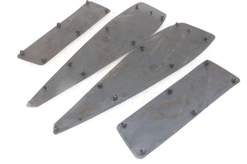 photo de MATA PODNÓŻKA PEUGEOT SATELIS 125 (2013 - 2018) - Szczegół części