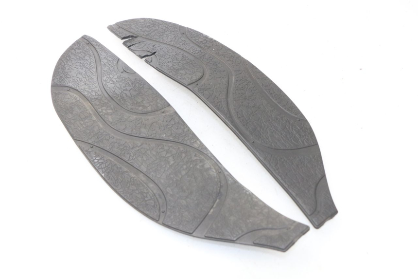 photo de MATA PODNÓŻKA APRILIA SCARABEO GT 125 (1999 - 2007) - Widok główny