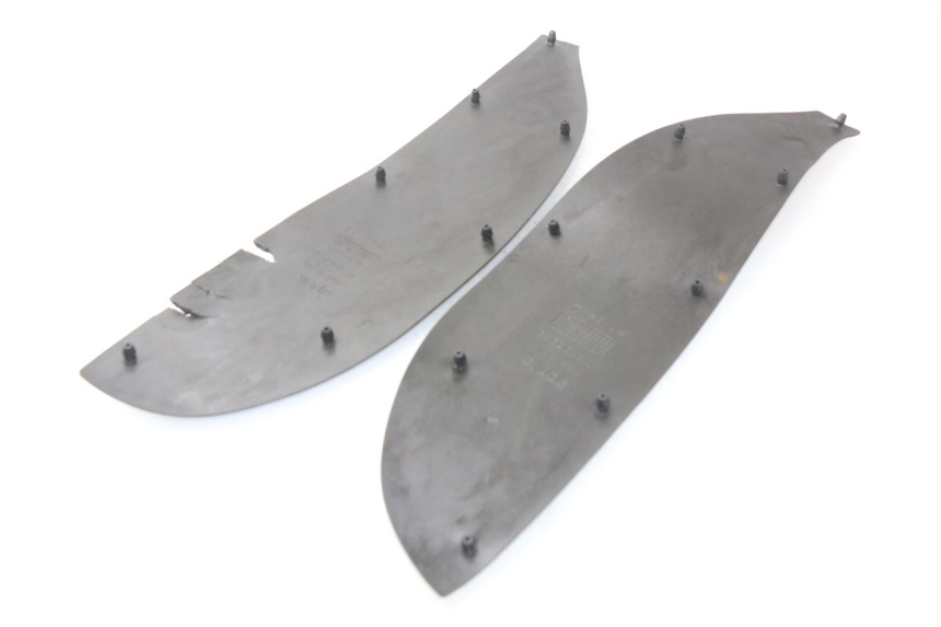 photo de MATA PODNÓŻKA APRILIA SCARABEO GT 125 (1999 - 2007) - Zoom stanu zużycia