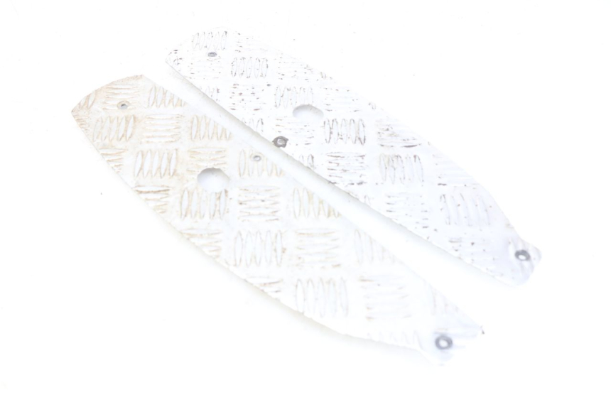 photo de MATA PODNÓŻKA PEUGEOT SPEEDFIGHT 3 AIR 50 (2009 - 2015) - Widok główny