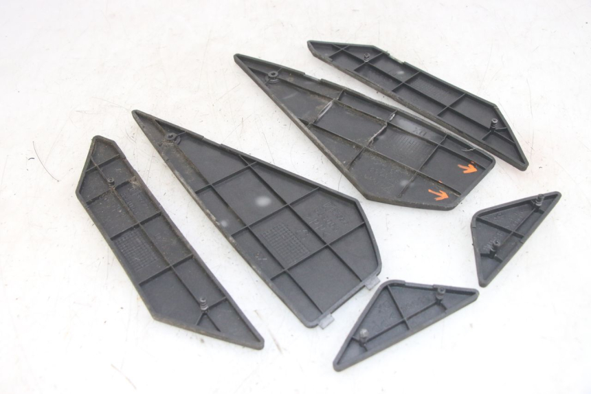 photo de MATA PODNÓŻKA APRILIA SR 2T 50 (2012 - 2017) - Inny kąt widzenia