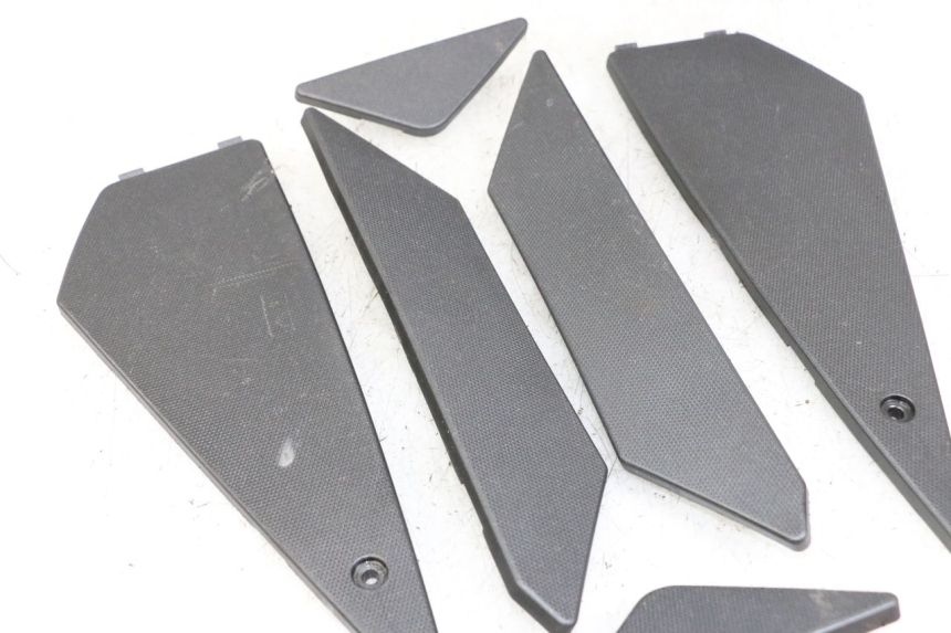 photo de MATA PODNÓŻKA APRILIA SR MOTARD 50 (2012 - 2018) - Zoom stanu zużycia