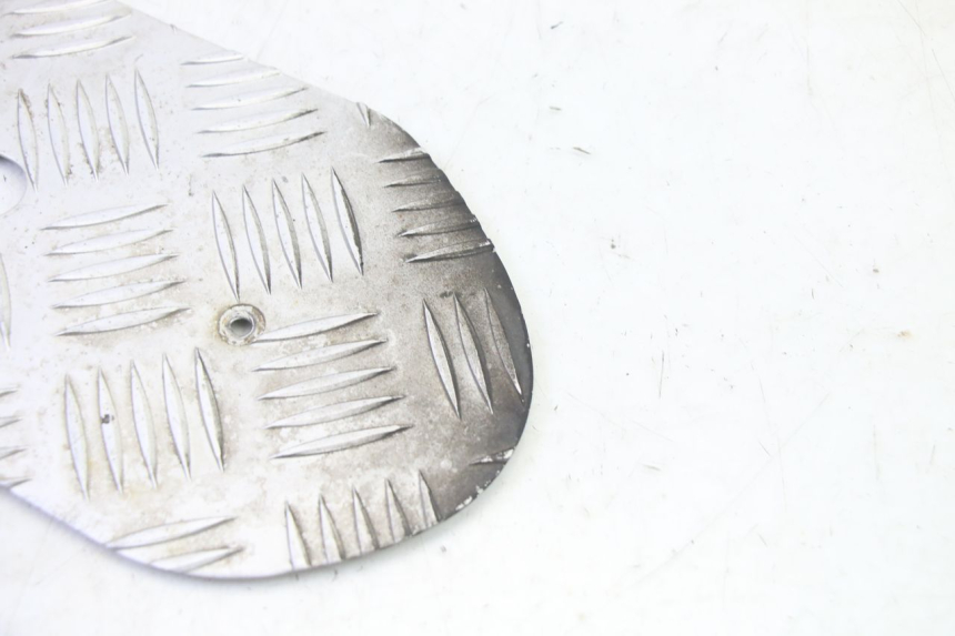 photo de MATA PODNÓŻKA PEUGEOT STREETZONE I 2T 50 (2018 - 2020) - Zoom stanu zużycia