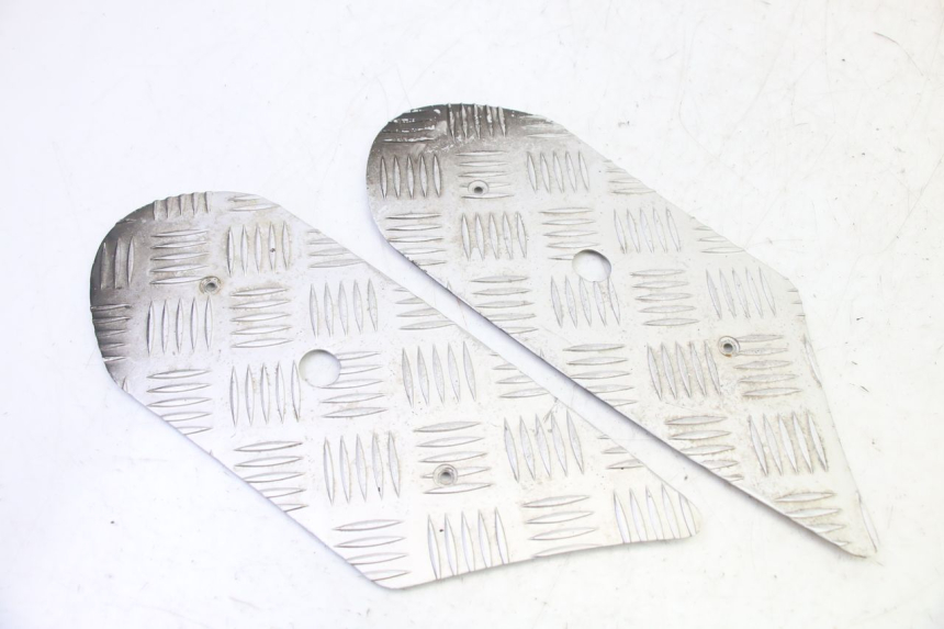 photo de MATA PODNÓŻKA PEUGEOT STREETZONE I 2T 50 (2018 - 2020) - Inny kąt widzenia