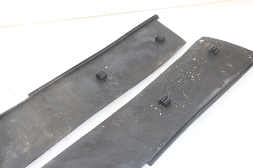 photo de MATA PODNÓŻKA PIAGGIO SUPER LX 125 (2000 - 2003) - Inny kąt widzenia