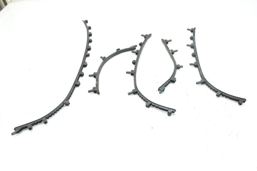 photo de MATA PODNÓŻKA PIAGGIO VESPA GRANTURISMO 125 (2003 - 2007) - Szczegół części