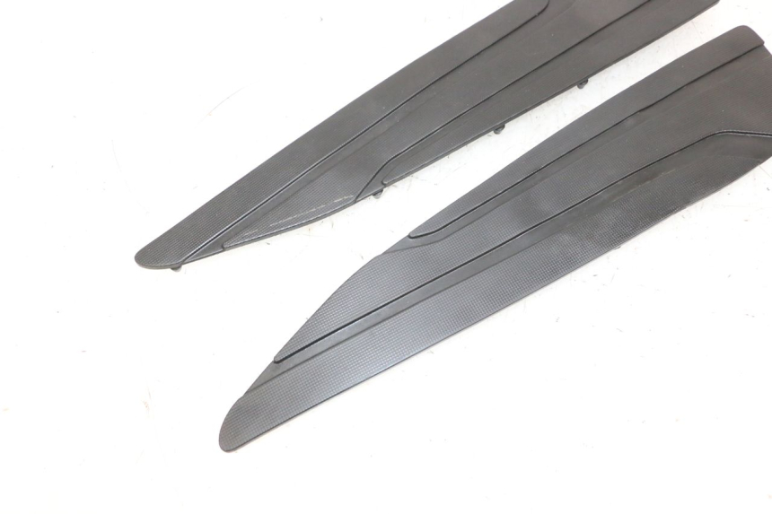 photo de MATA PODNÓŻKA YAMAHA X-MAX XMAX 125 (2010 - 2013) - Stan powierzchni