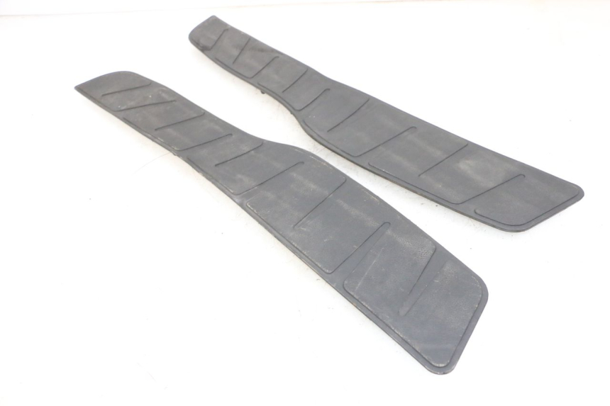 photo de MATA PODNÓŻKA PIAGGIO X8 125 (2004 - 2007) - Zoom stanu zużycia