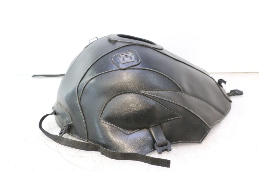 photo de PODKŁADKA NA ZBIORNIK KAWASAKI ZZR 600 (1995 - 2004) - Zoom stanu zużycia