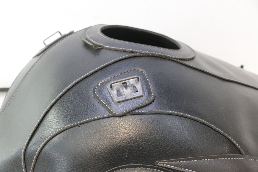 photo de PODKŁADKA NA ZBIORNIK KAWASAKI ZZR 600 (1995 - 2004) - Inny kąt widzenia