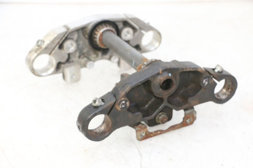 photo de TRÓJNIK WIDEŁEK HYOSUNG GV AQUILA 125 (2000 - 2009) - Oznaczenia i referencje