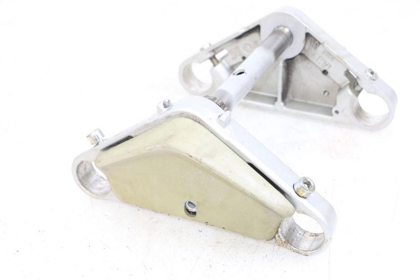 photo de TRZPIEŃ WIDEŁEK APRILIA CLASSIC 125 (1995 - 2001) - Punkty mocowania