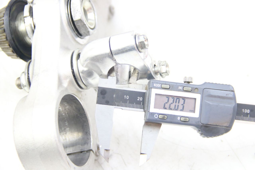 photo de TRÓJNIK WIDEŁEK HONDA CRF CR-F RX 450 (2017 - 2021) - Inny kąt widzenia