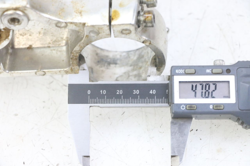 photo de TRZPIEŃ WIDEŁEK CCR DIRT BIKE 125 - Zbliżenie techniczne