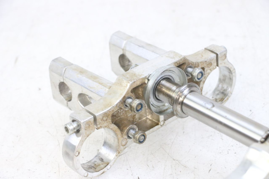 photo de TRZPIEŃ WIDEŁEK CCR DIRT BIKE 125 - Punkty mocowania