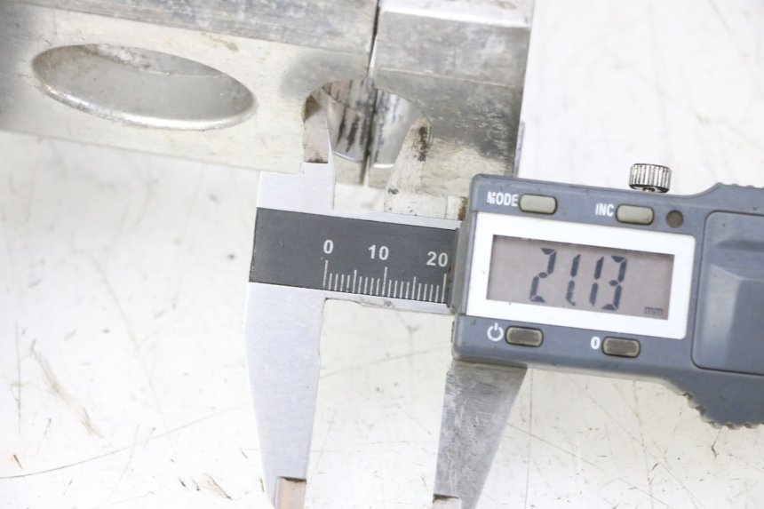 photo de TRZPIEŃ WIDEŁEK CCR DIRT BIKE 125 - Zoom stanu zużycia