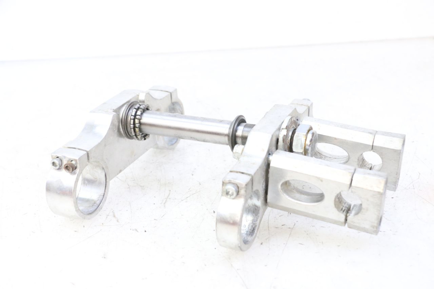 photo de TRZPIEŃ WIDEŁEK CCR DIRT BIKE 125 - Zbliżenie techniczne