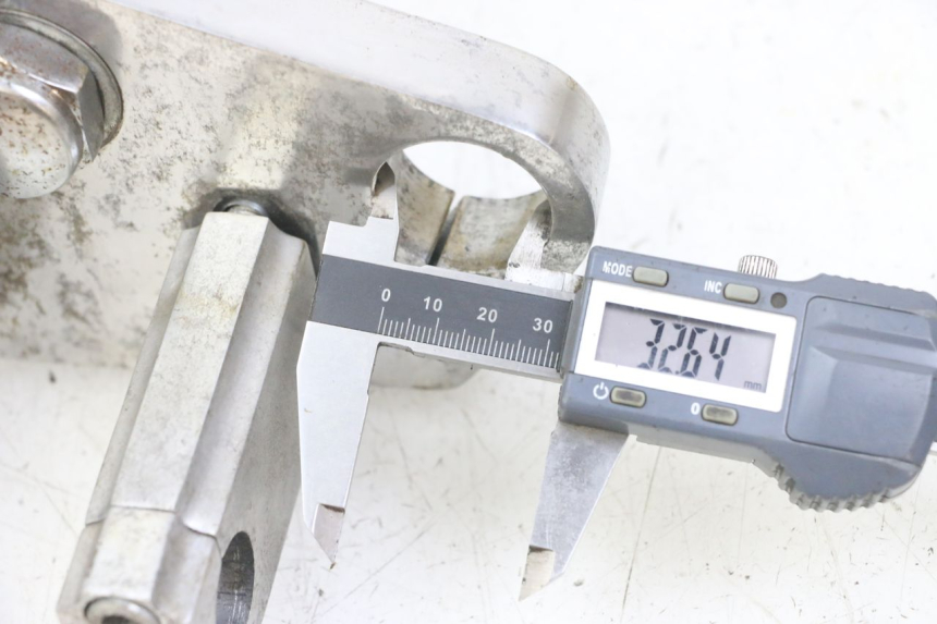 photo de TRÓJNIK WIDEŁEK CCR DIRT BIKE 110 - Zoom stanu zużycia