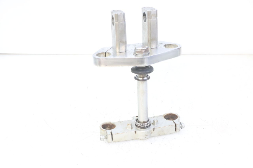 photo de TRÓJNIK WIDEŁEK CCR DIRT BIKE 110 - Zbliżenie techniczne