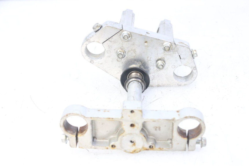 photo de TRÓJNIK WIDEŁEK CCR DIRT BIKE 110 - Stan powierzchni