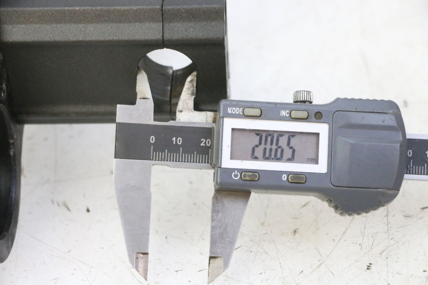 photo de TRZPIEŃ WIDEŁEK PROBIKE DIRT 140 - Zoom stanu zużycia