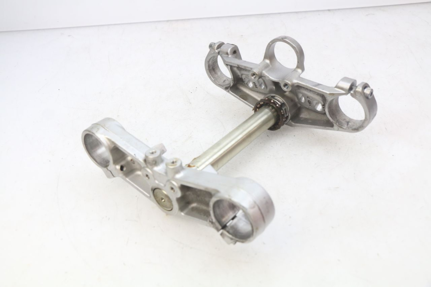 photo de TRÓJNIK WIDEŁEK YAMAHA FJR ABS 1300 (2006 - 2012) - Inny kąt widzenia