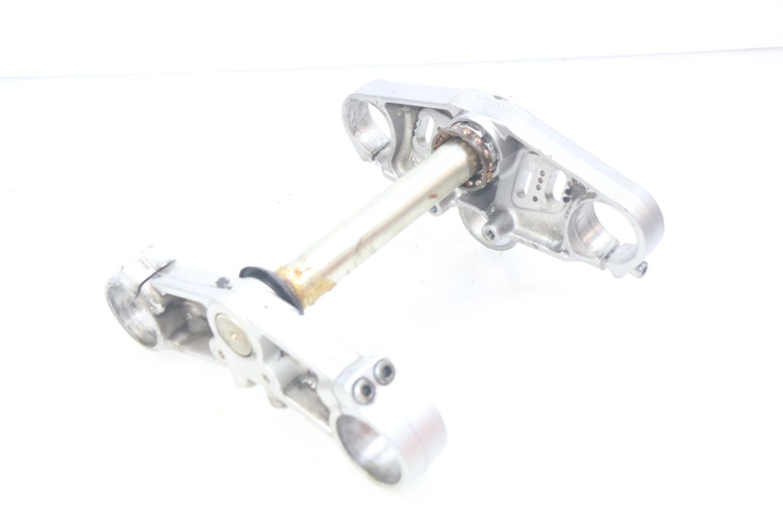 photo de TRÓJNIK WIDEŁEK YAMAHA FJR ABS 1300 (2006 - 2012) - Punkty mocowania