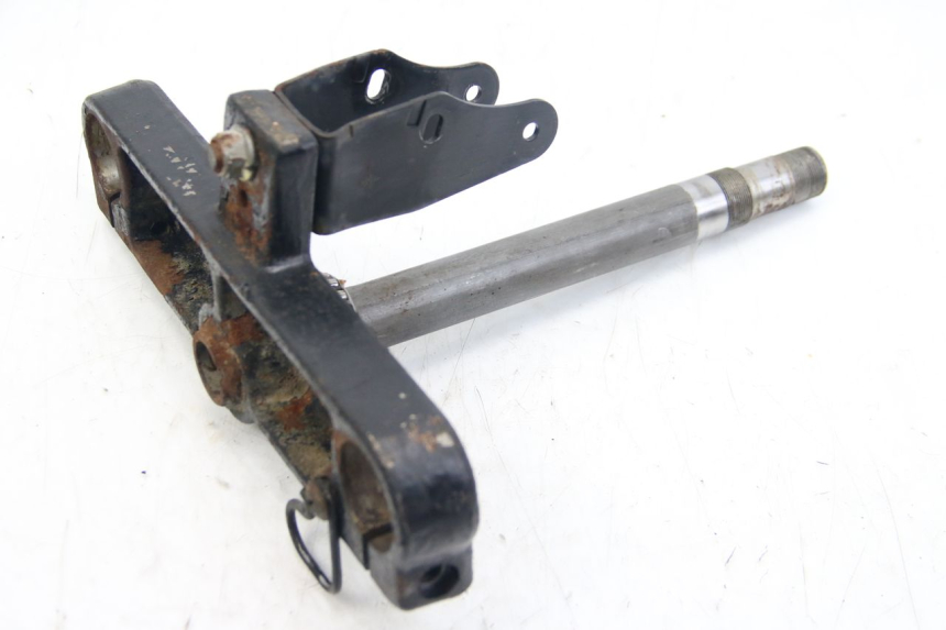 photo de DOLNY TRÓJKĄT WIDEŁEK HYOSUNG RT KARION 125 (2003 - 2007) - Punkty mocowania