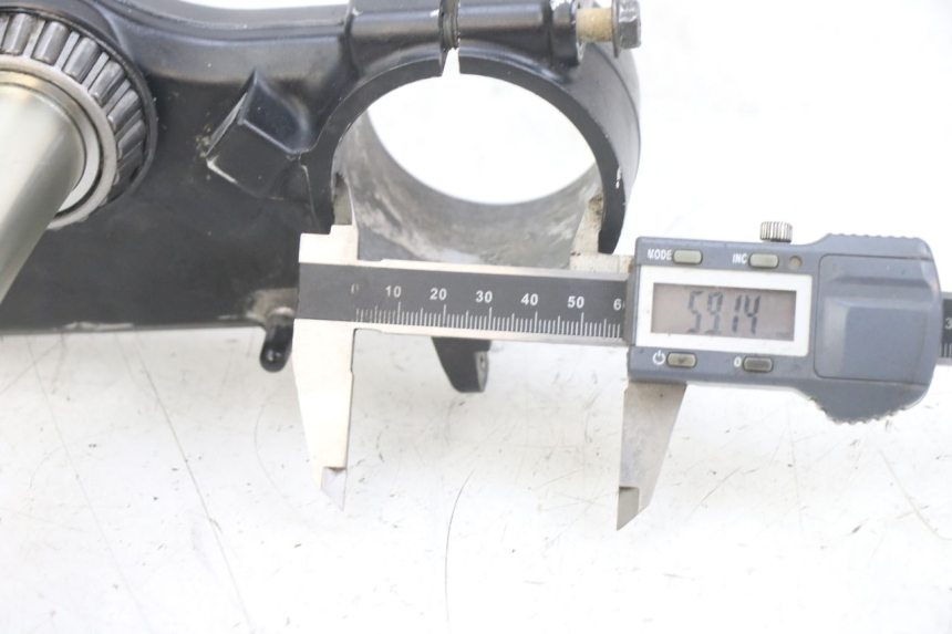 photo de TRÓJNIK WIDEŁEK KAWASAKI KXF KX-F 250 (2012 - 2014) - Zoom stanu zużycia