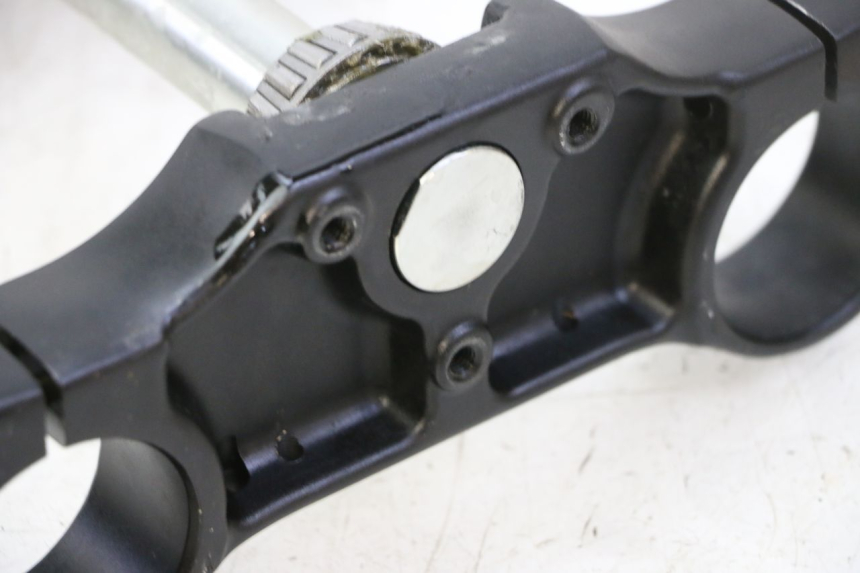 photo de TRÓJNIK WIDEŁEK APOLLO RFZ 125 - Stan powierzchni