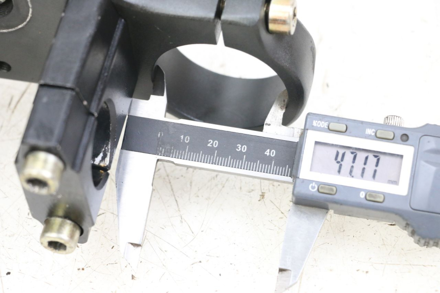 photo de TRÓJNIK WIDEŁEK APOLLO RFZ 140 - Inny kąt widzenia