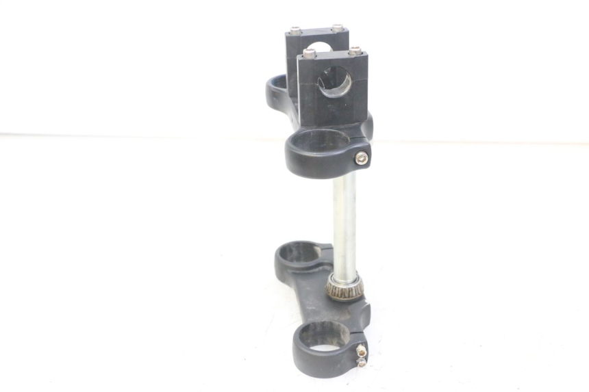 photo de TRÓJNIK WIDEŁEK APOLLO RXF 125 - Zbliżenie techniczne