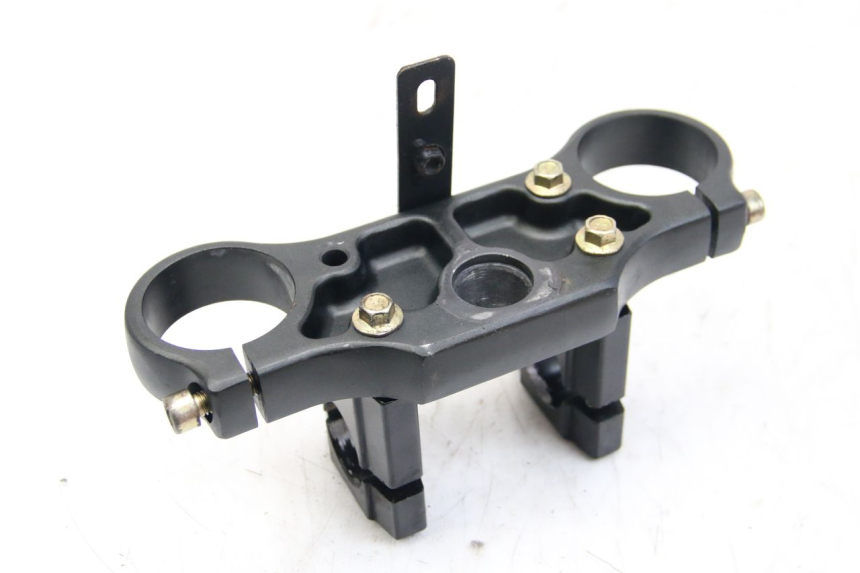 photo de Górna obejma widelca ORION AGB37 CRF1 DIRT BIKE 125 (2013 - 2021) - Zbliżenie techniczne