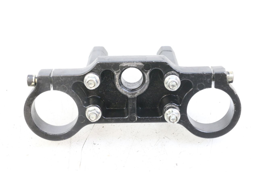 photo de Górna obejma widelca APOLLO RFZ 125 - Zbliżenie techniczne