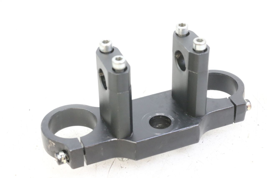 photo de Górna obejma widelca APOLLO RFZ 125 - Widok ogólny