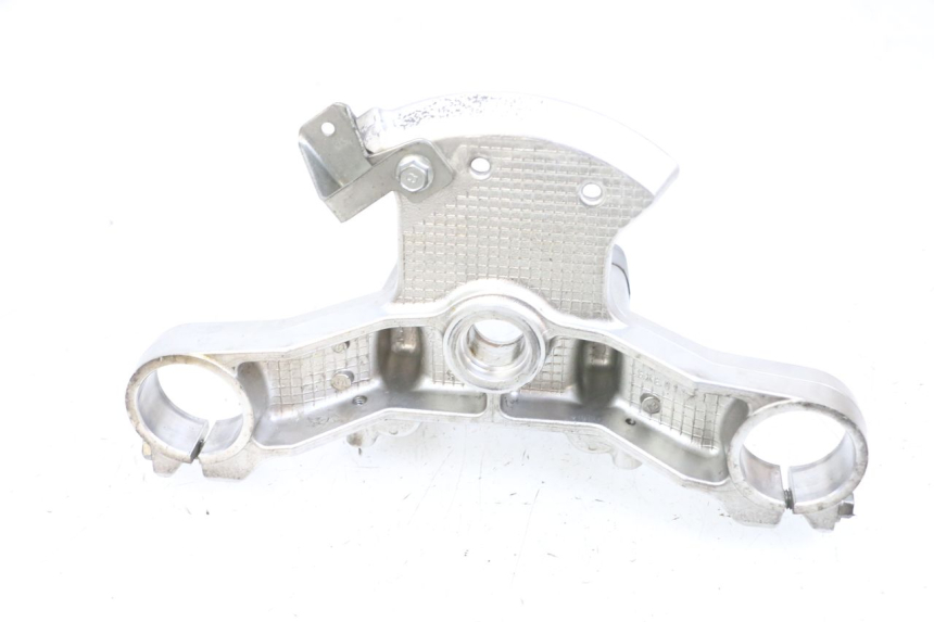 photo de Górna obejma widelca SUZUKI BURGMAN 650 (2013 - 2020) - Zbliżenie techniczne